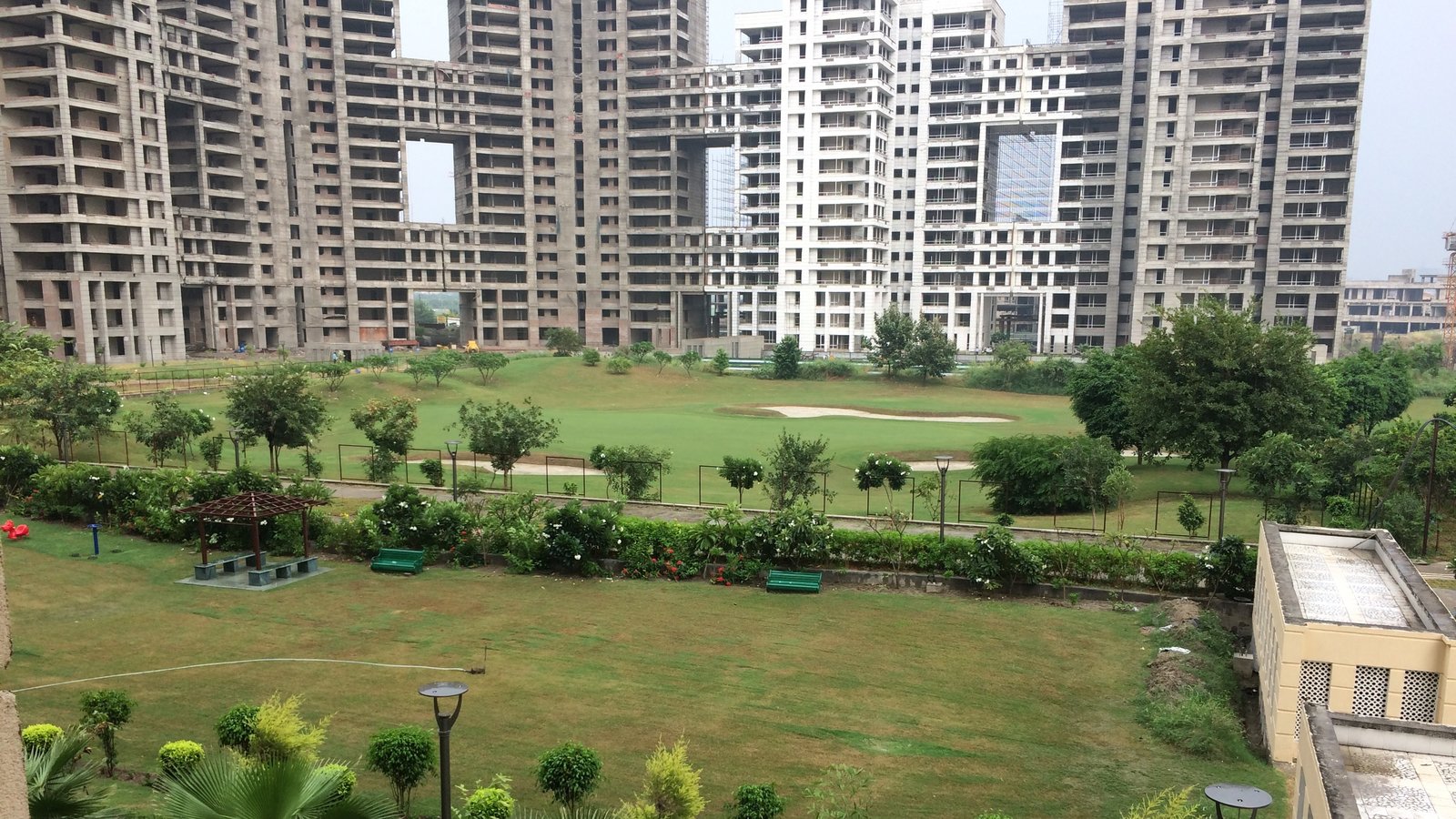 Jaypee Wishtown, Jaypee homebuyers, Jaypee cheated homebuyers, Jaypee Group Insolvency, Legal options for Jaypee homebuyers, Homebuyers asking Jaypee Group, India real estate news, Real estate news India, Indian property market news, Investment with Jaypee Group, Track2Media Research, Track2Realty